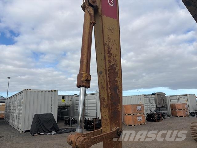 CAT 320D Escavadeiras de esteiras