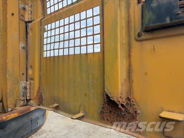 CAT 320D Escavadeiras de esteiras