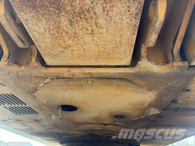CAT 320D Escavadeiras de esteiras