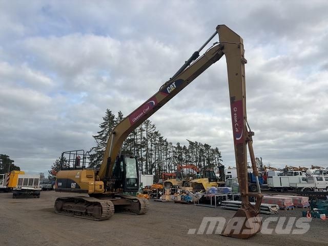 CAT 320D Escavadeiras de esteiras