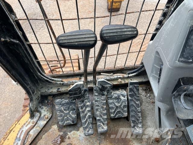 CAT 321D LCR 대형 굴삭기 29톤 이상