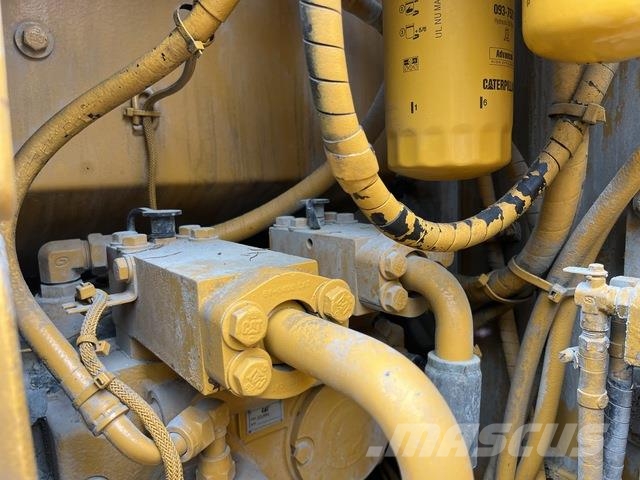 CAT 321D LCR 대형 굴삭기 29톤 이상