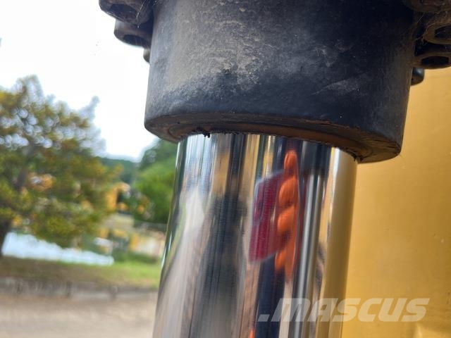CAT 321D LCR 대형 굴삭기 29톤 이상