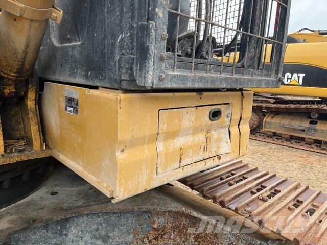 CAT 321D LCR 대형 굴삭기 29톤 이상