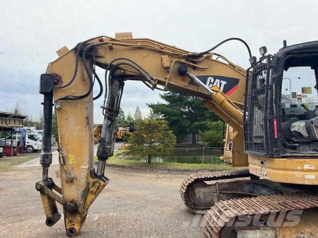 CAT 321D LCR 대형 굴삭기 29톤 이상