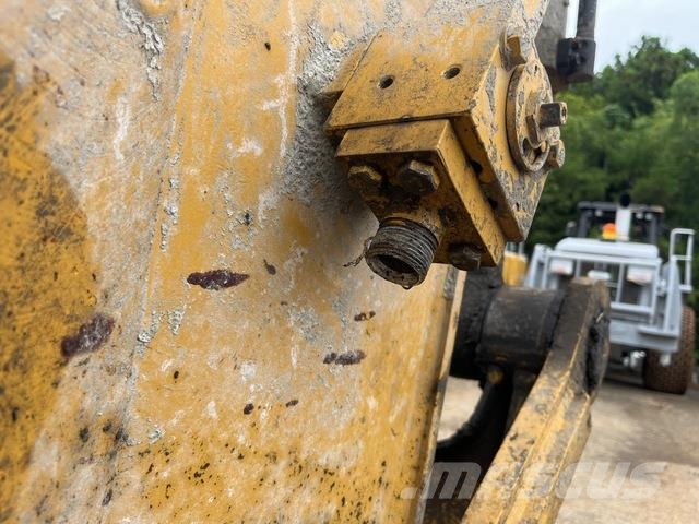 CAT 321D LCR 대형 굴삭기 29톤 이상