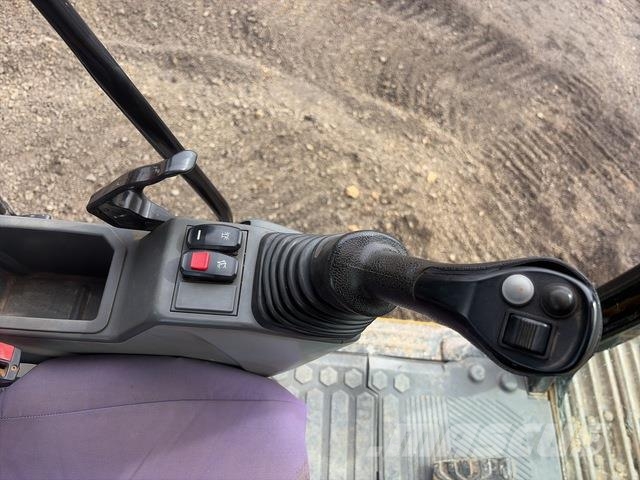 CAT 323 Beltegraver
