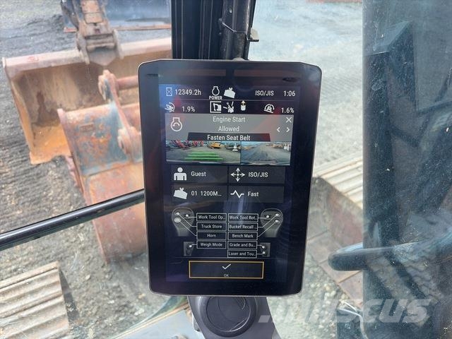 CAT 323 Beltegraver