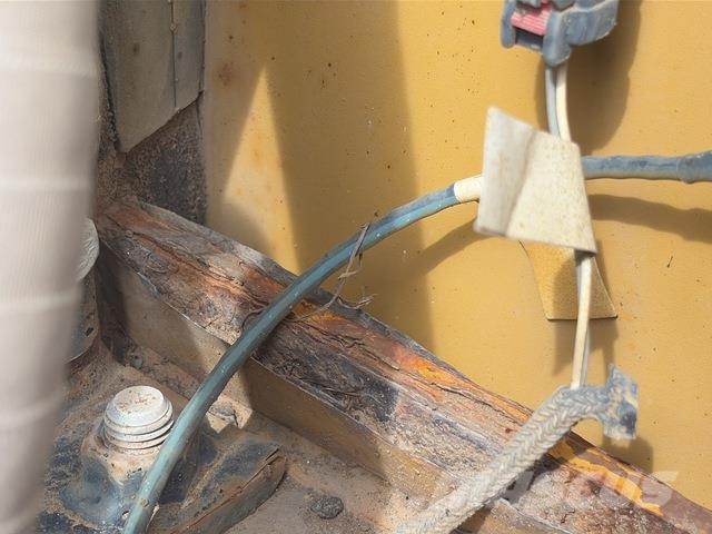 CAT 323 Beltegraver
