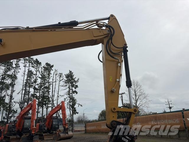 CAT 323 Beltegraver