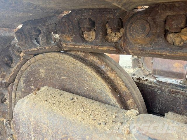 CAT 323 Beltegraver