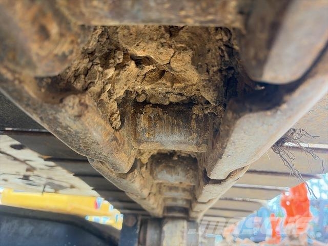 CAT 323 Beltegraver