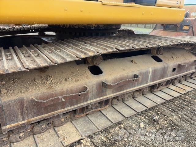 CAT 323 Beltegraver