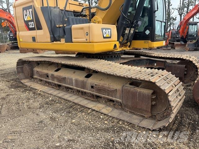 CAT 323 Beltegraver