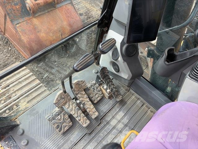CAT 323 Beltegraver