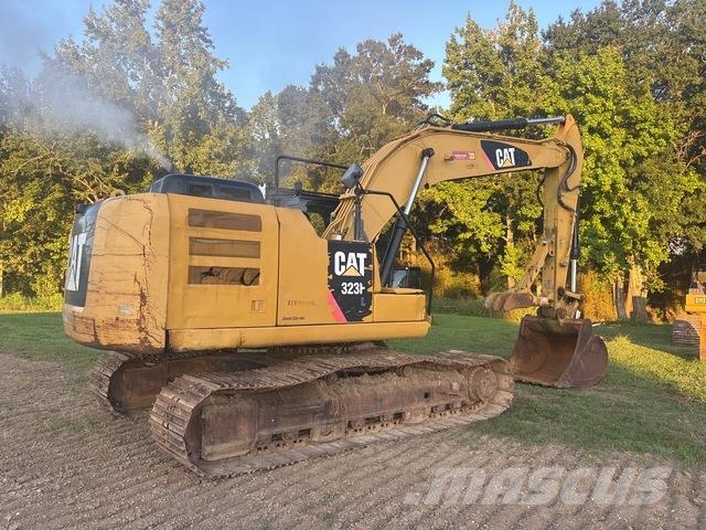 CAT 323FL Gravemaskiner på larvebånd