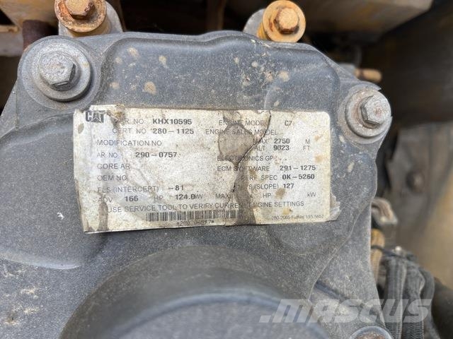 CAT 324D 대형 굴삭기 29톤 이상