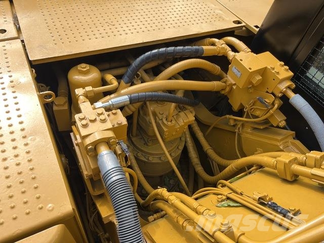 CAT 324D 대형 굴삭기 29톤 이상