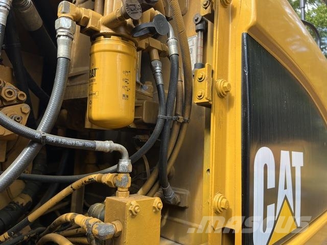 CAT 324D 대형 굴삭기 29톤 이상