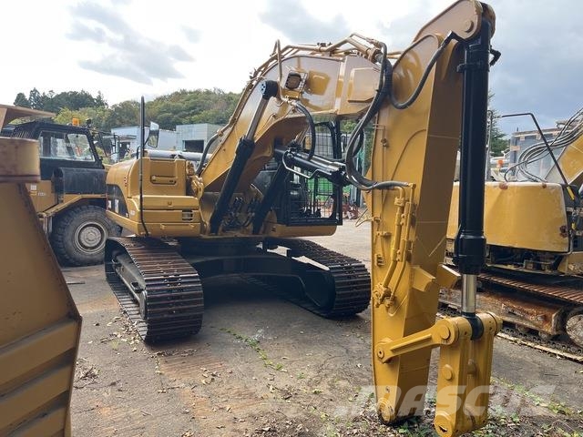CAT 324D 대형 굴삭기 29톤 이상
