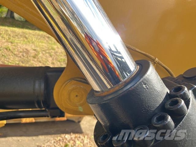 CAT 324D 대형 굴삭기 29톤 이상
