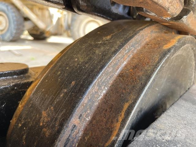 CAT 324D 대형 굴삭기 29톤 이상