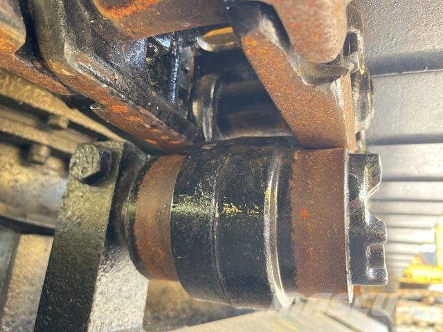 CAT 324D 대형 굴삭기 29톤 이상