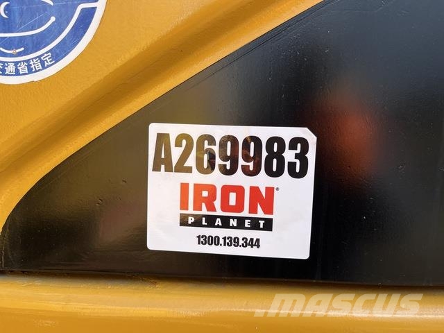 CAT 324D 대형 굴삭기 29톤 이상