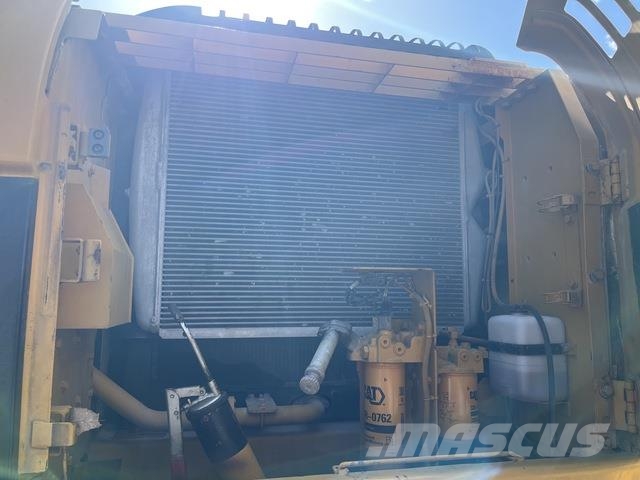 CAT 324DL 대형 굴삭기 29톤 이상