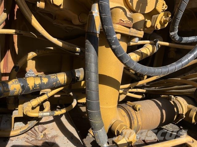 CAT 324DL 대형 굴삭기 29톤 이상