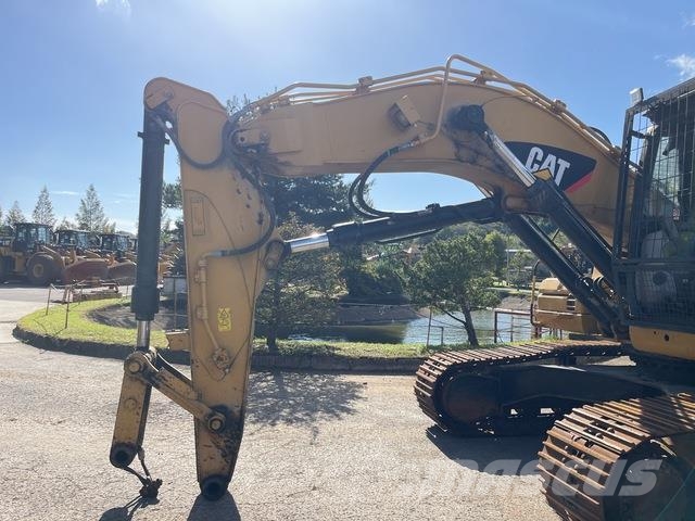 CAT 324DL 대형 굴삭기 29톤 이상
