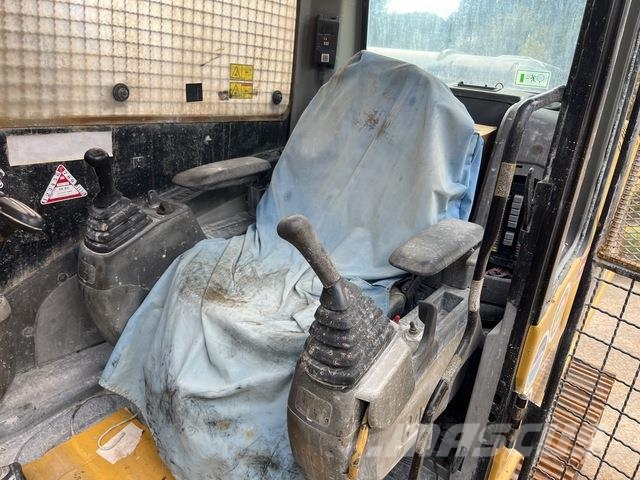CAT 324DL 大型油圧ショベル12t以上(パワーショベル・ユンボ)