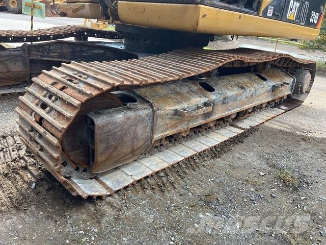 CAT 324DL 大型油圧ショベル12t以上(パワーショベル・ユンボ)
