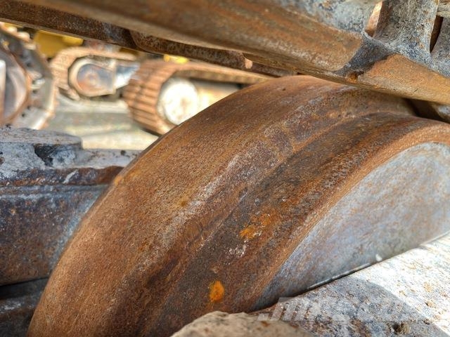 CAT 324DL 大型油圧ショベル12t以上(パワーショベル・ユンボ)