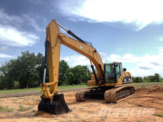 CAT 325 Lánctalpas kotrók