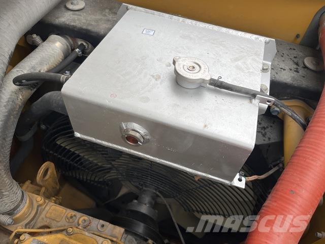 CAT 325FLCR 대형 굴삭기 29톤 이상