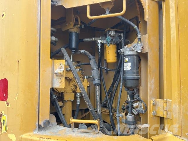 CAT 325FLCR 대형 굴삭기 29톤 이상