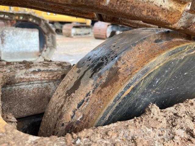 CAT 325FLCR 대형 굴삭기 29톤 이상