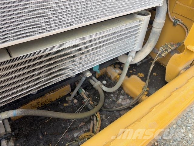 CAT 330 Crawler excavators