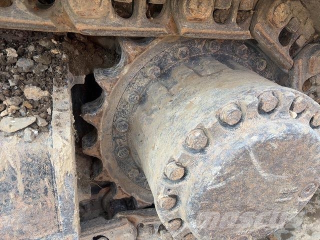 CAT 330 Crawler excavators