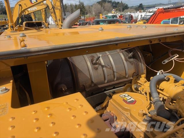 CAT 330 Crawler excavators