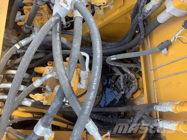 CAT 330 Crawler excavators