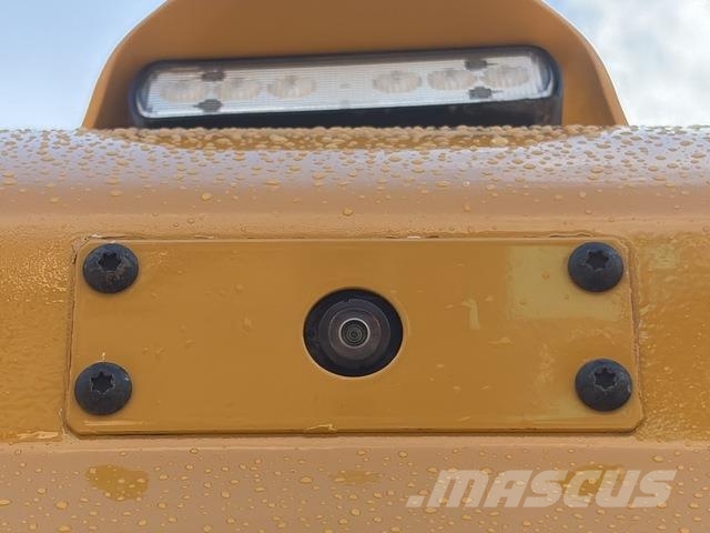 CAT 330 Crawler excavators