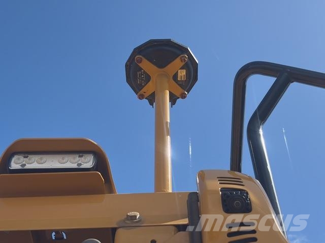 CAT 330 Crawler excavators