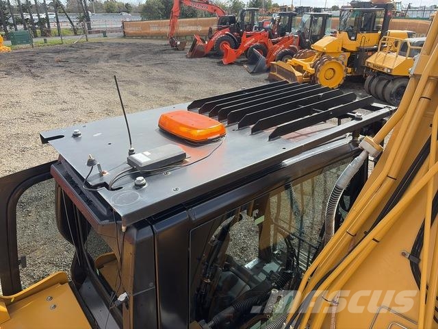CAT 330 Crawler excavators