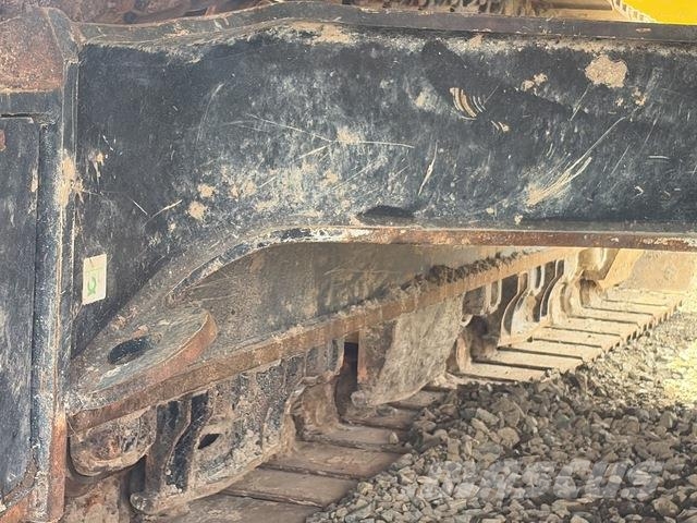CAT 330 Crawler excavators