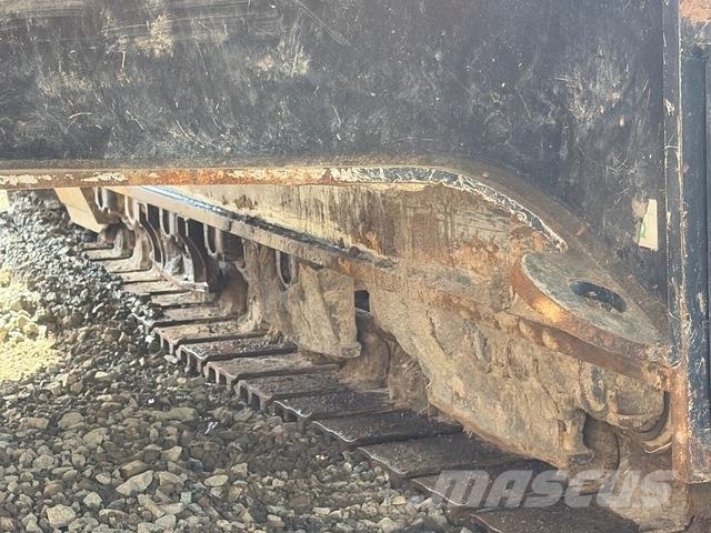 CAT 330 Crawler excavators