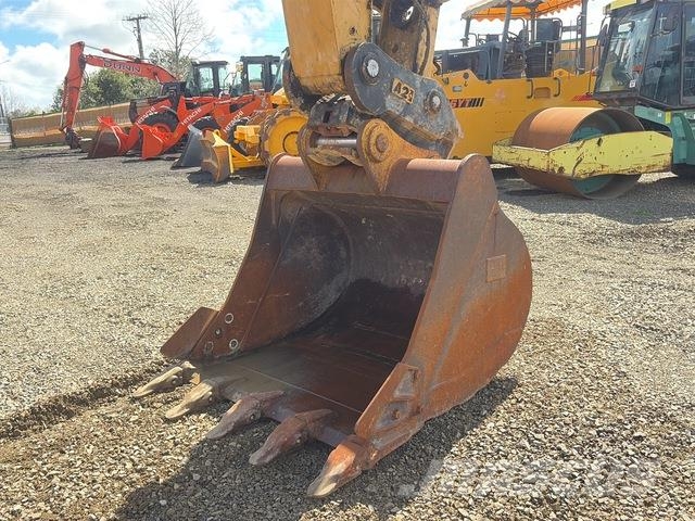 CAT 330 Crawler excavators