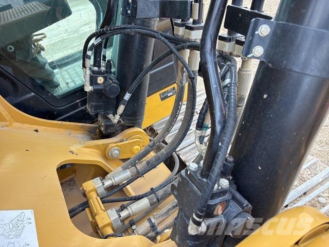CAT 336 Crawler excavators