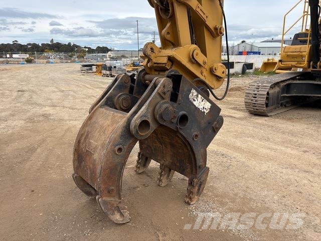 CAT 336 Crawler excavators
